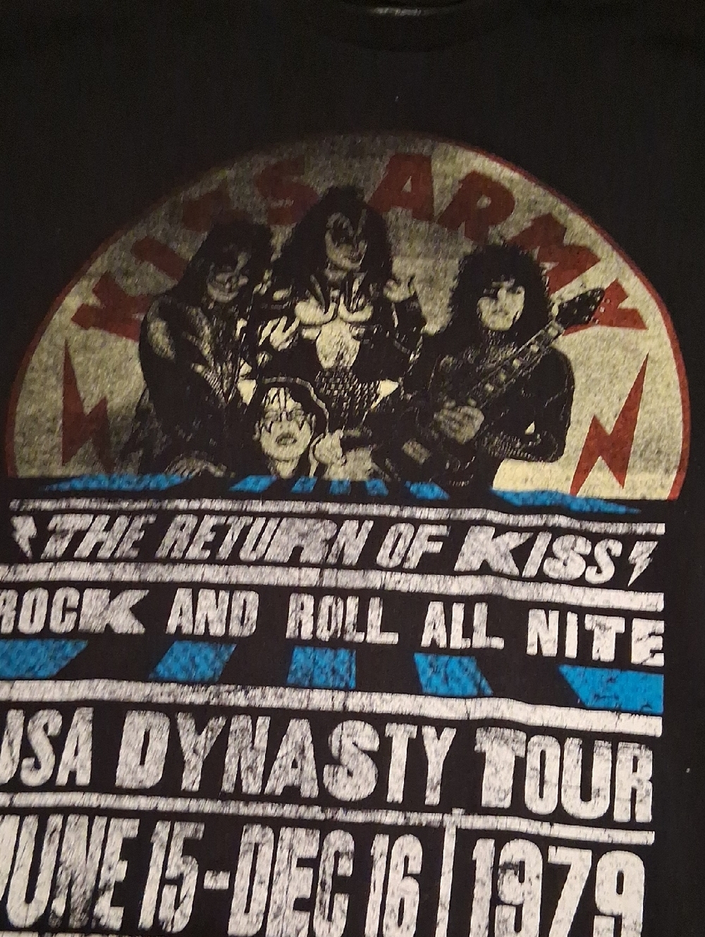 Kiss Black Logo Graphic Tee with White Print Unisex Size L
